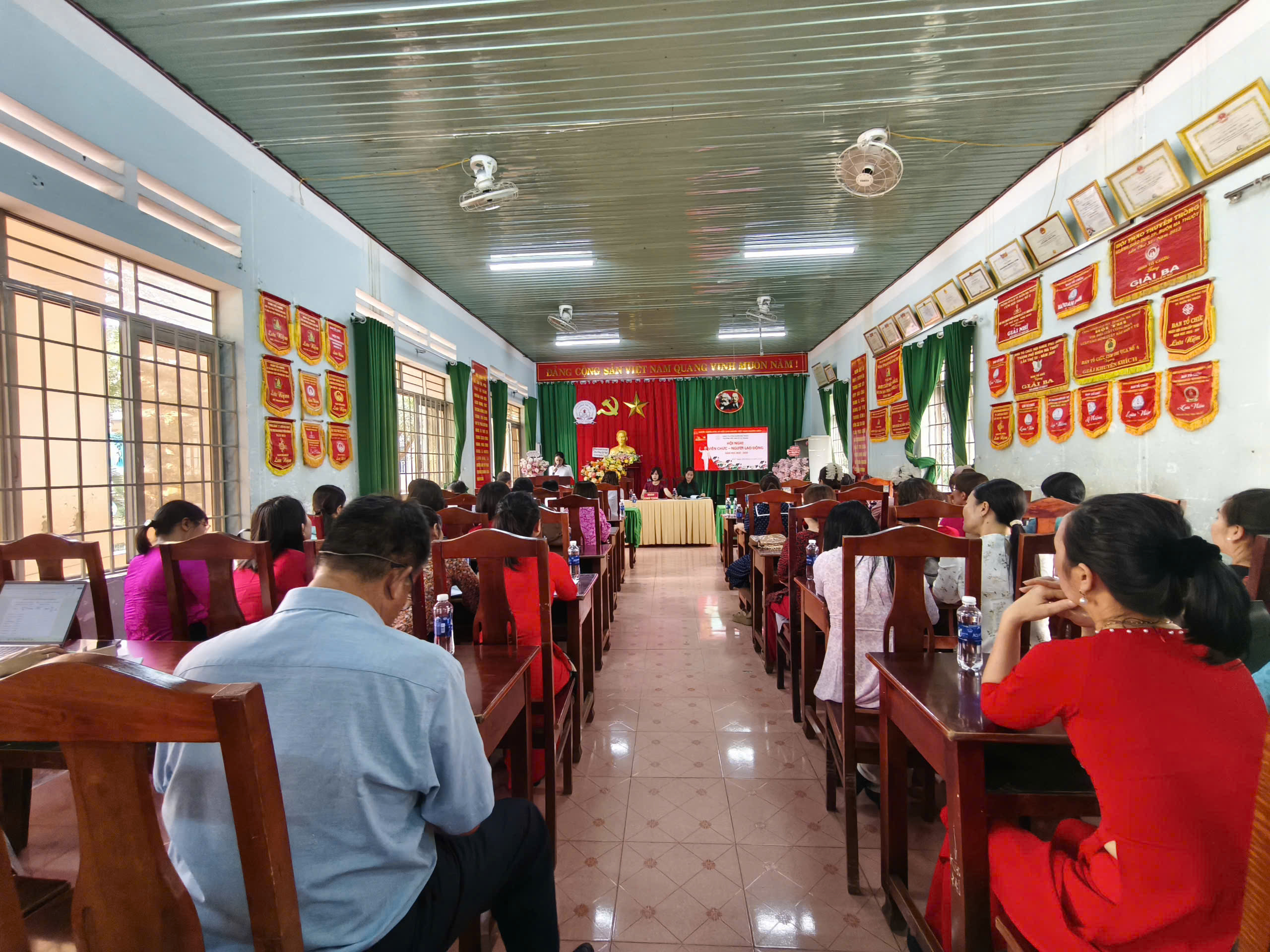 z7155432066202_01889731703fbbfabbfc31bb253d702d